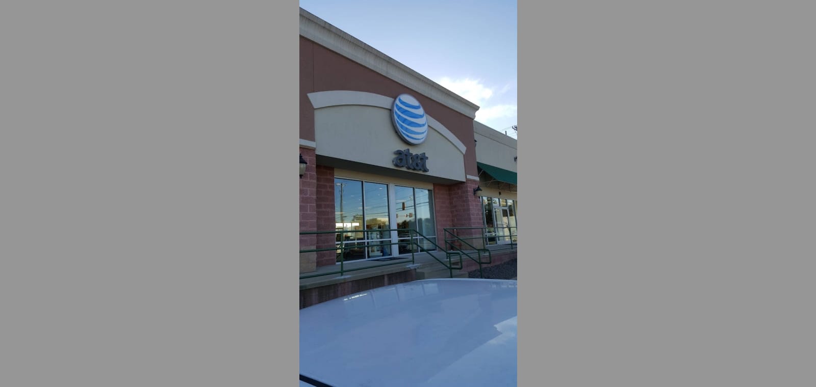 AT&T Store — image 1