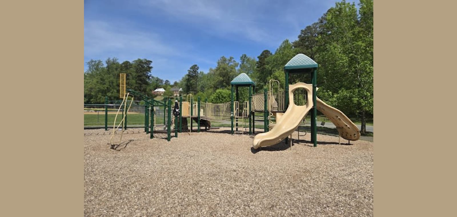 Azalea Park — image 1