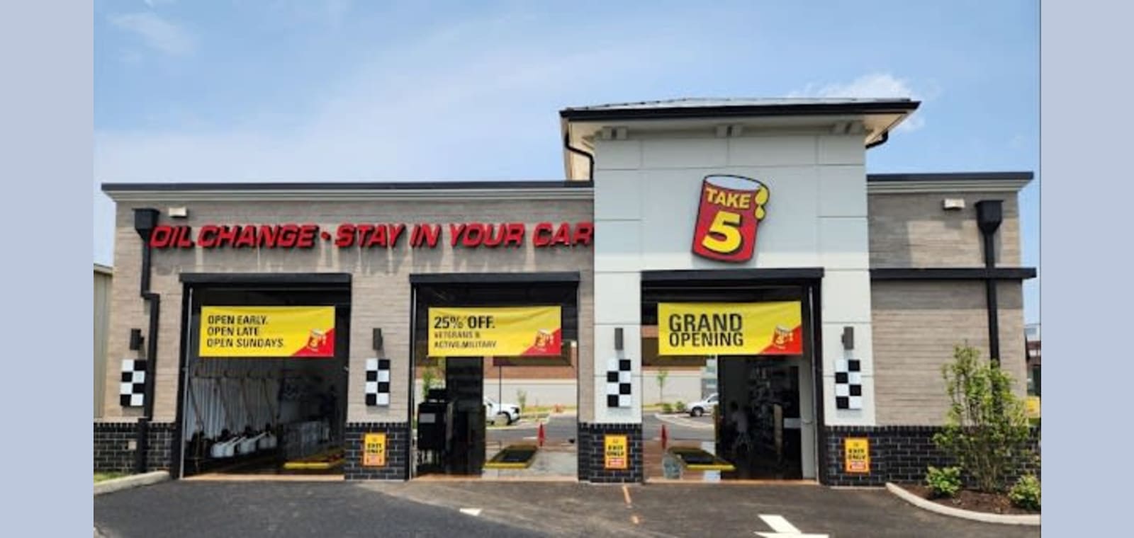 Take 5 Oil Change — image 1