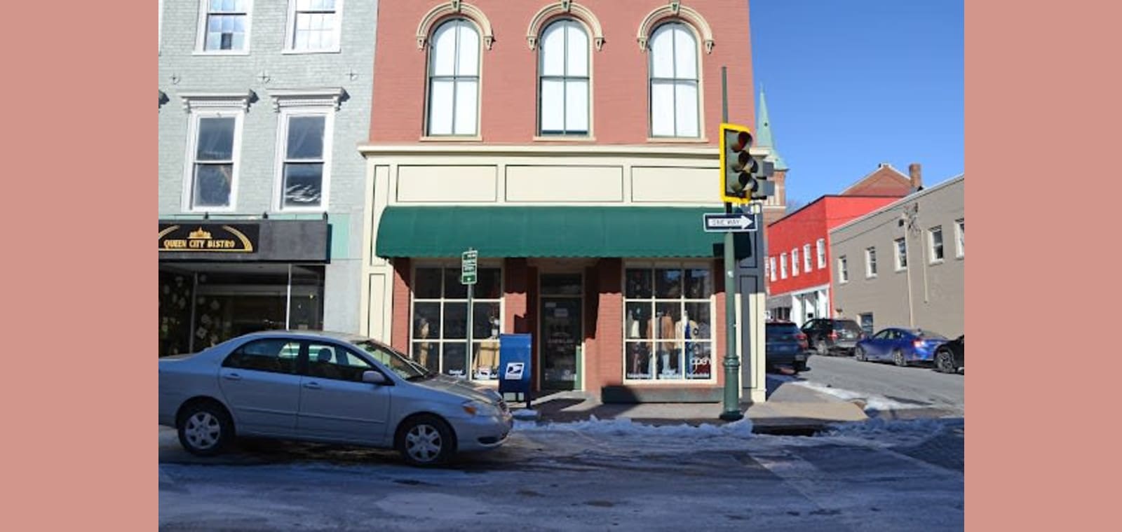 Juniper Lane: Vintage Boutique & Consignment — image 1