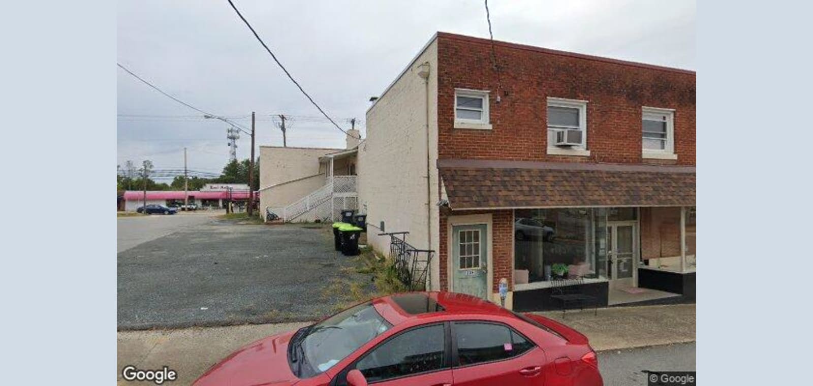 The Cozy Coop Nail Studio — image 1