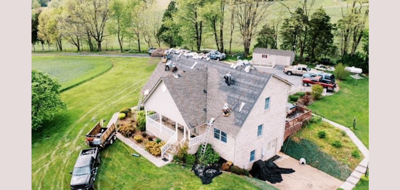 Valley Roofing & Exteriors — image 1