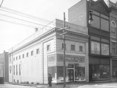 Walking Tour - Historic Downtown Mall