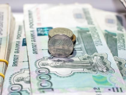 Банкиры, кибербезопасники и инженеры: кто зарабатывает по 200-300 тысяч в месяц?
