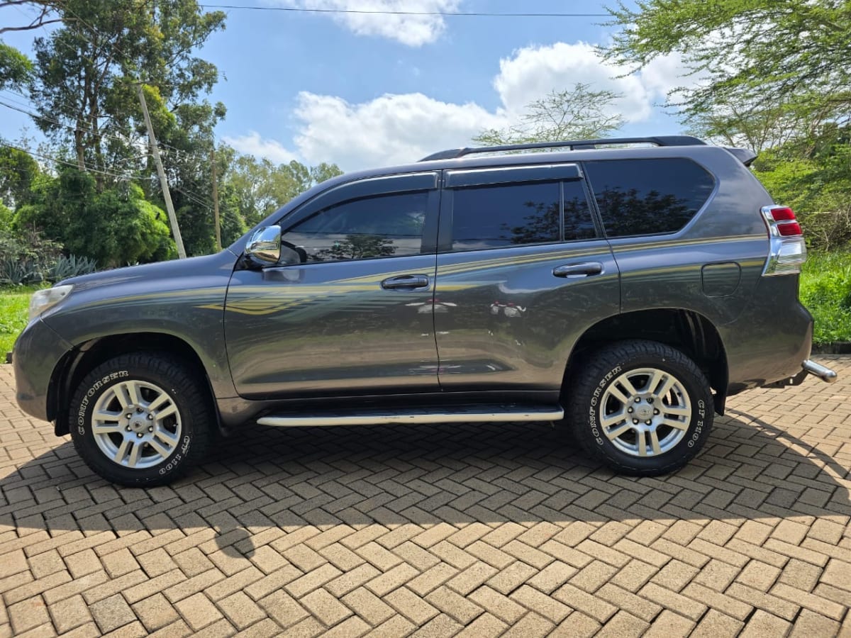 TOYOTA LANDCRUISER J150
