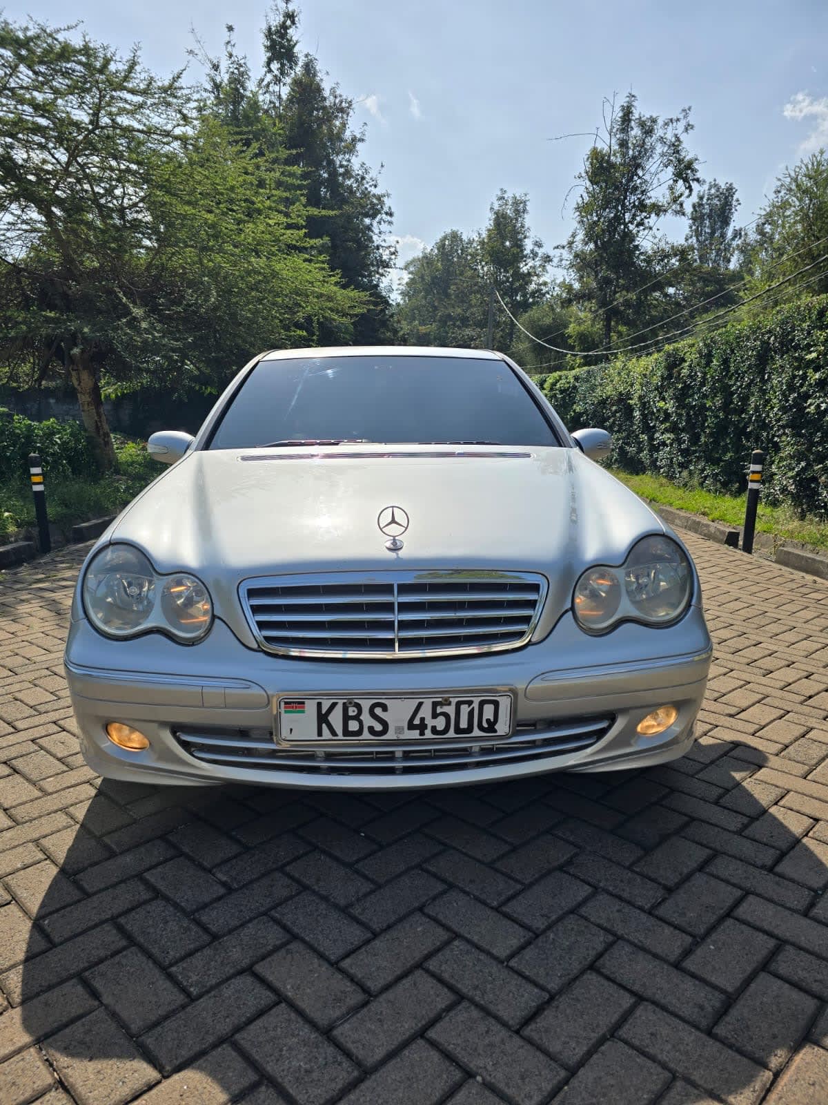 MERCEDES BENZ C200