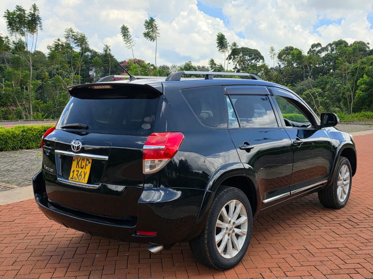TOYOTA VANGUARD