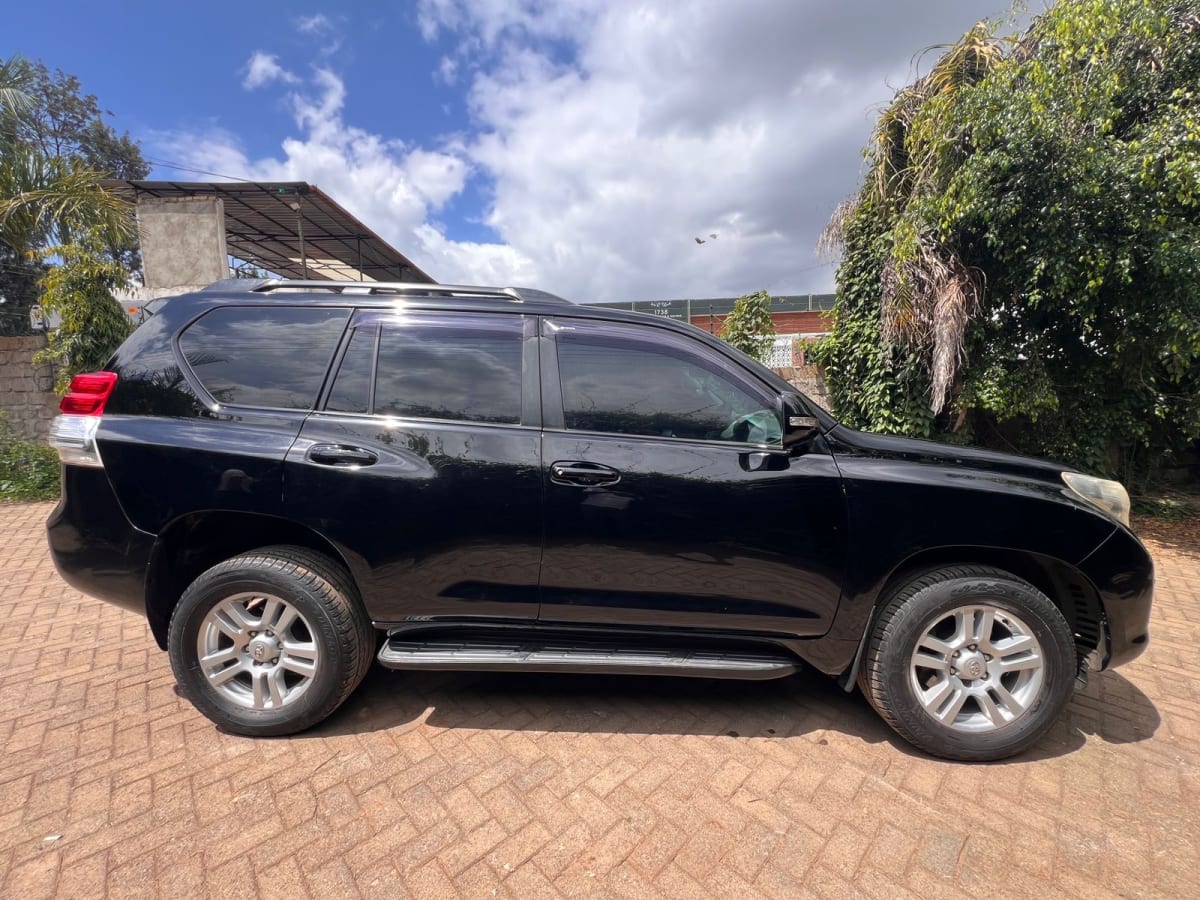 TOYOTA LANDCRUISER J150