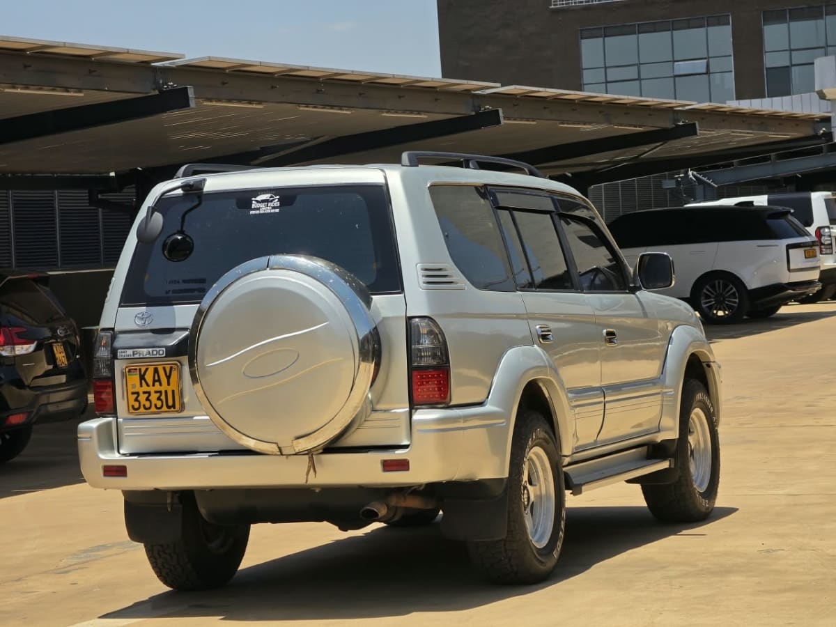 TOYOTA LANDCRUISER J95