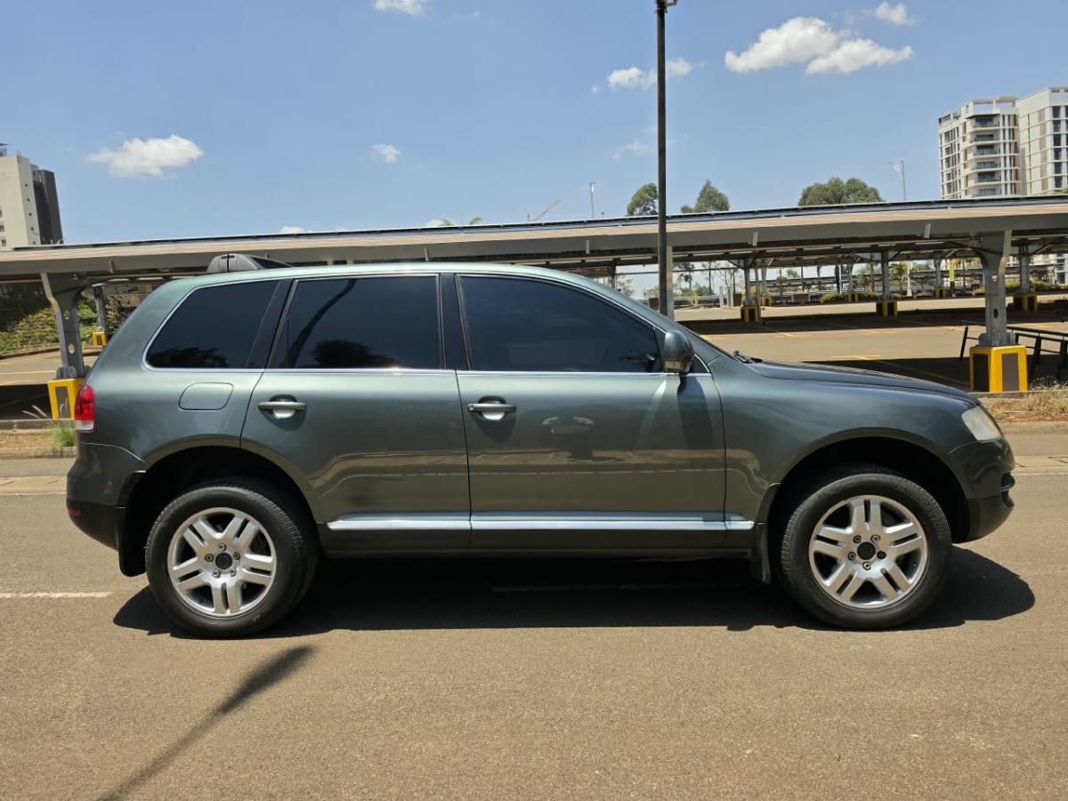 Volkswagen Touareg