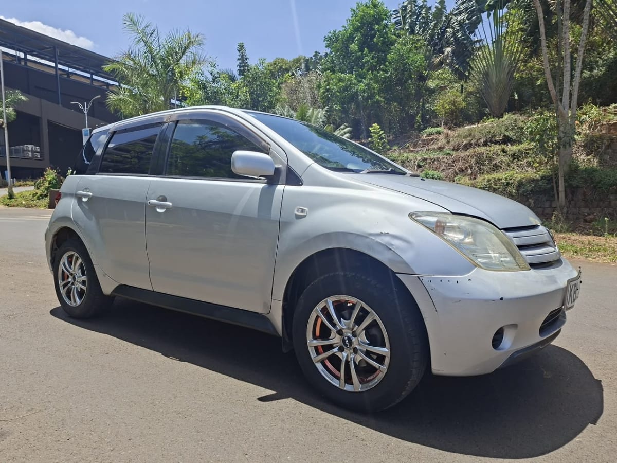 Toyota Ist