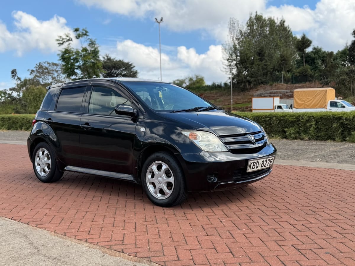 Toyota Ist