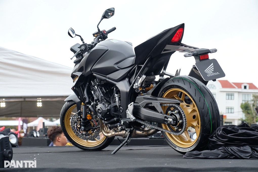 Honda CB1000 bị triệu hồi tại Việt Nam do lỗi cần số, có thể gây nguy hiểm - 2