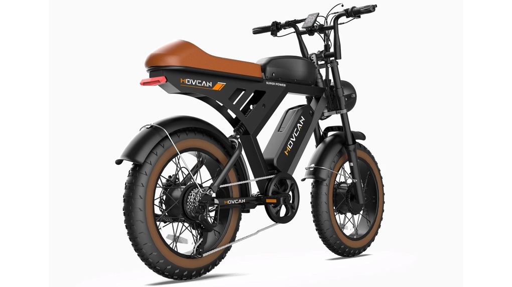 Xe đạp điện phóng nhanh, luồn lách gây hỗn loạn giao thông New York - 1