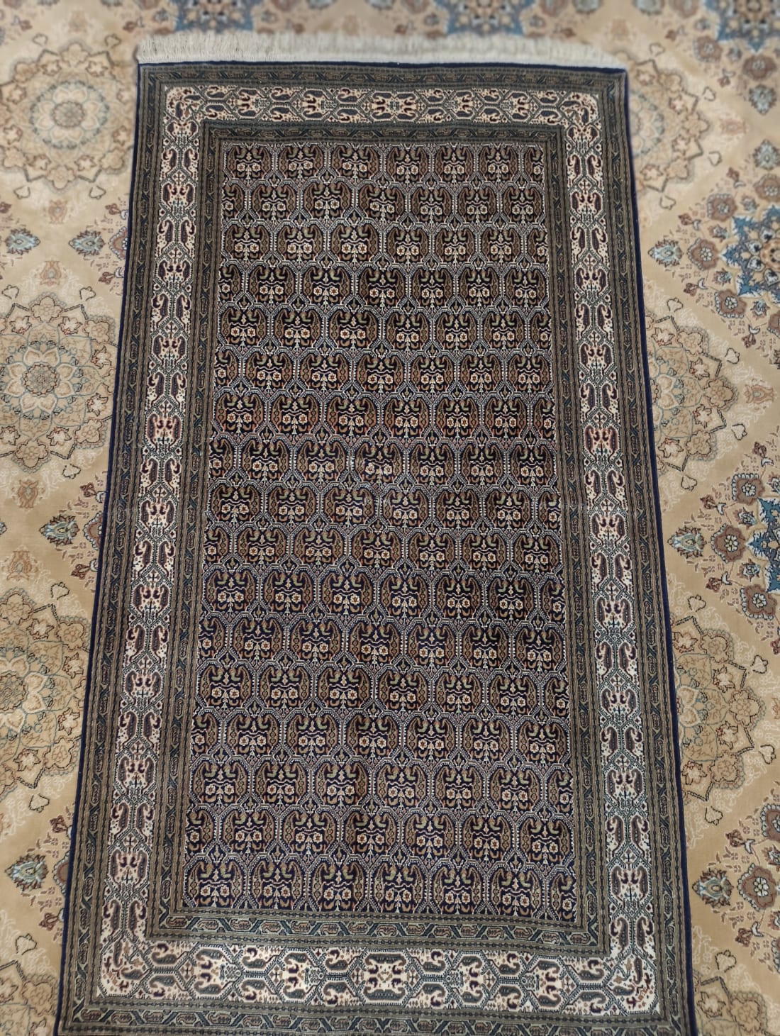 Handmade Kashmiri Carpet 014