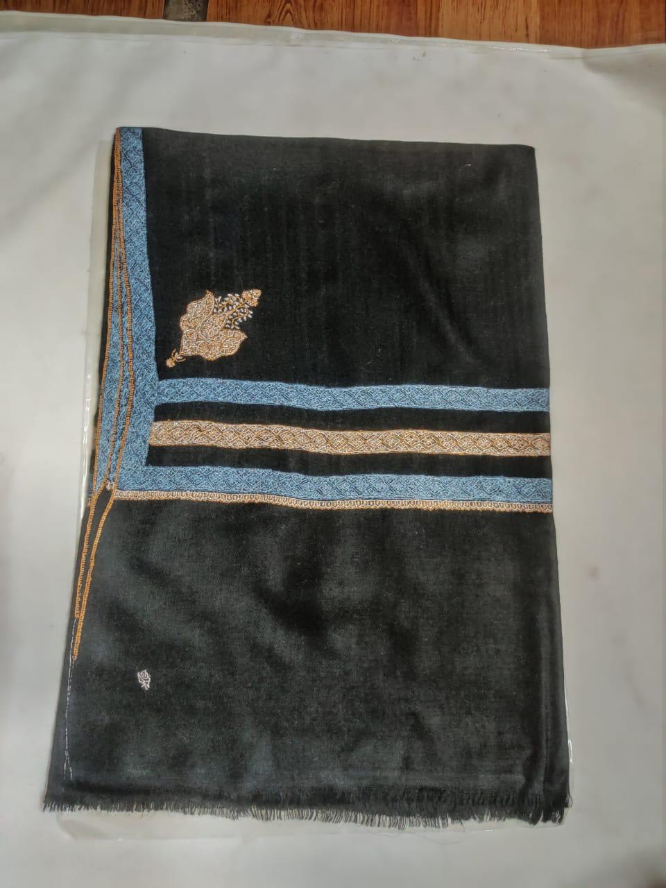 Charcoal Chain Stitch