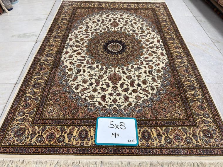 Hand-Tufted Carpet 173, hand-tufted silk carpet
