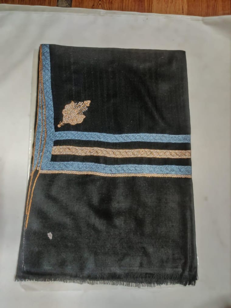 Charcoal Chain Stitch