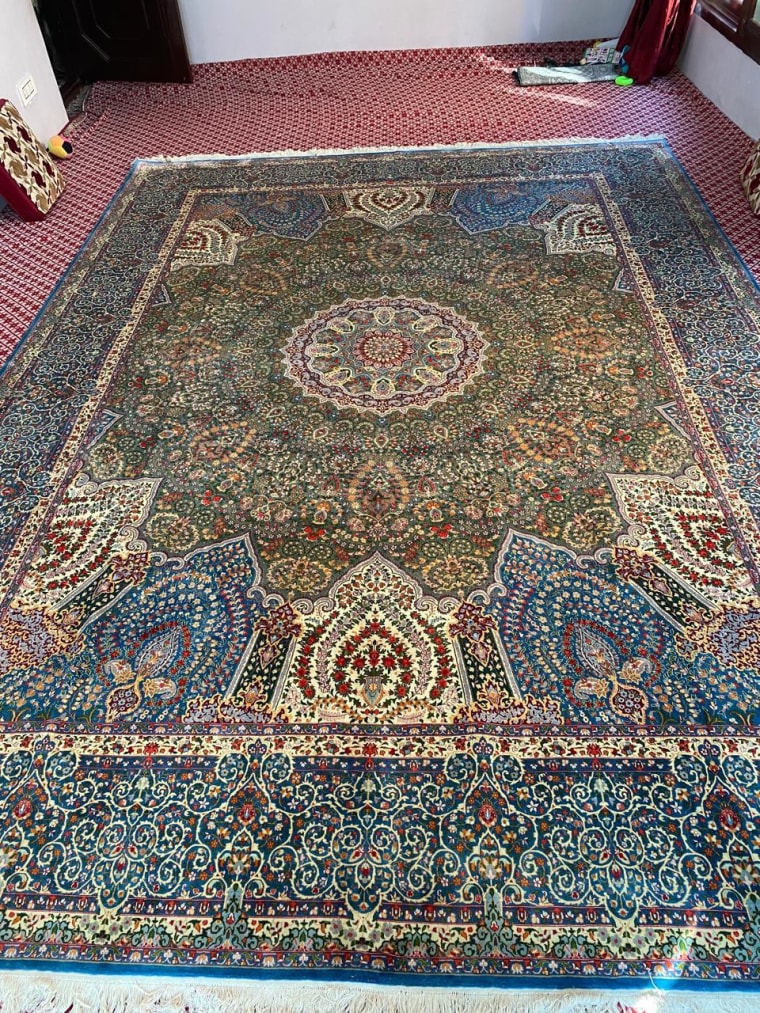 Moss Green Court Medallion Carpet