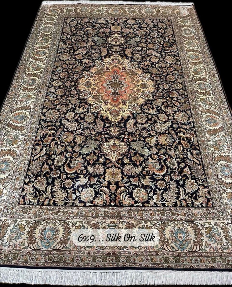 Charcoal Ivory Medallion Carpet
