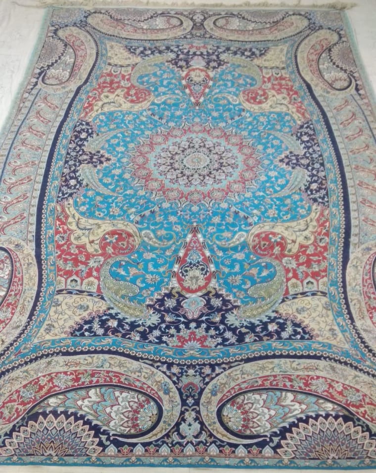 Turquoise Paisley Medallion Carpet