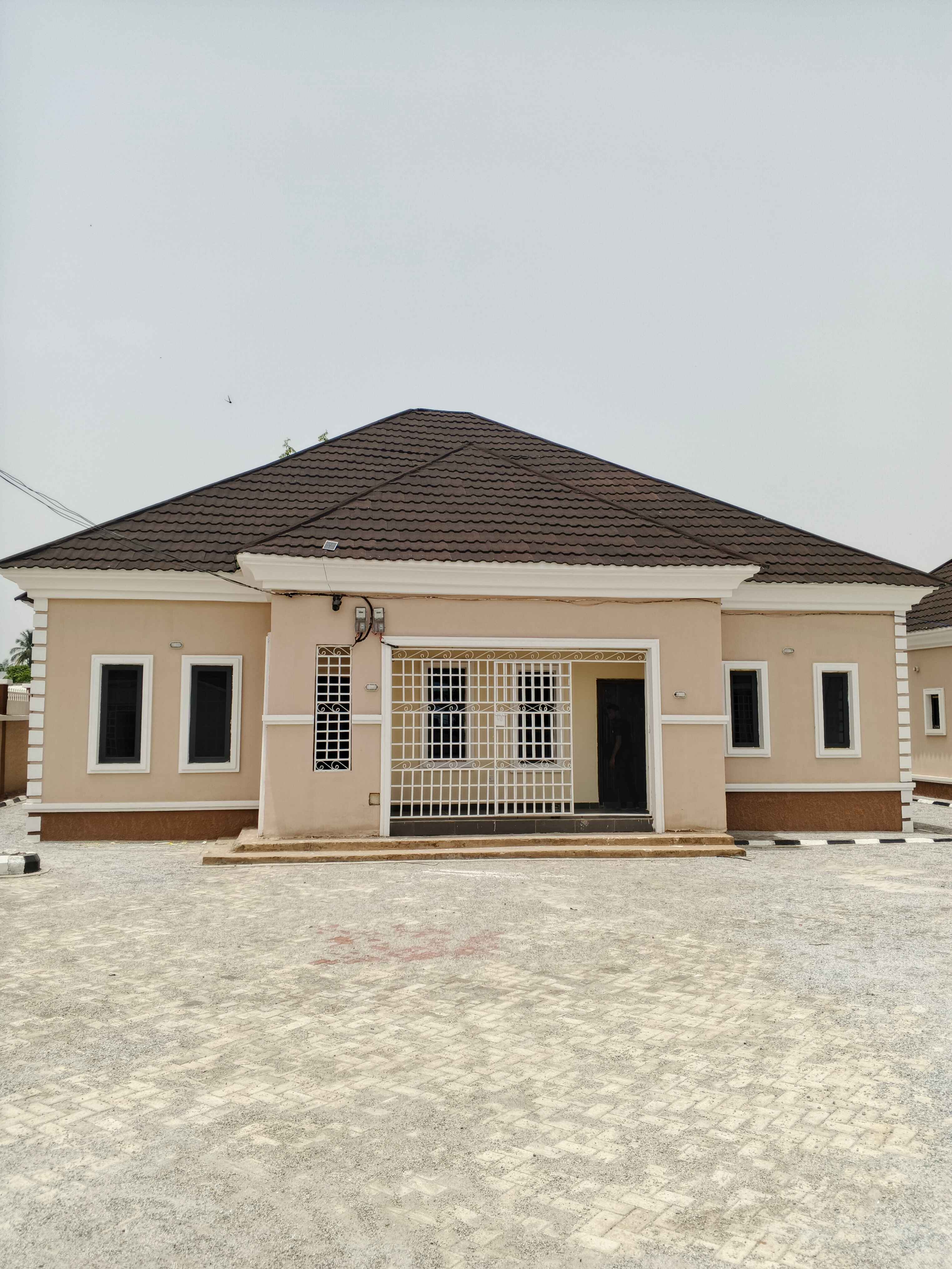 2 bedroom Flat for rent  photo 8
