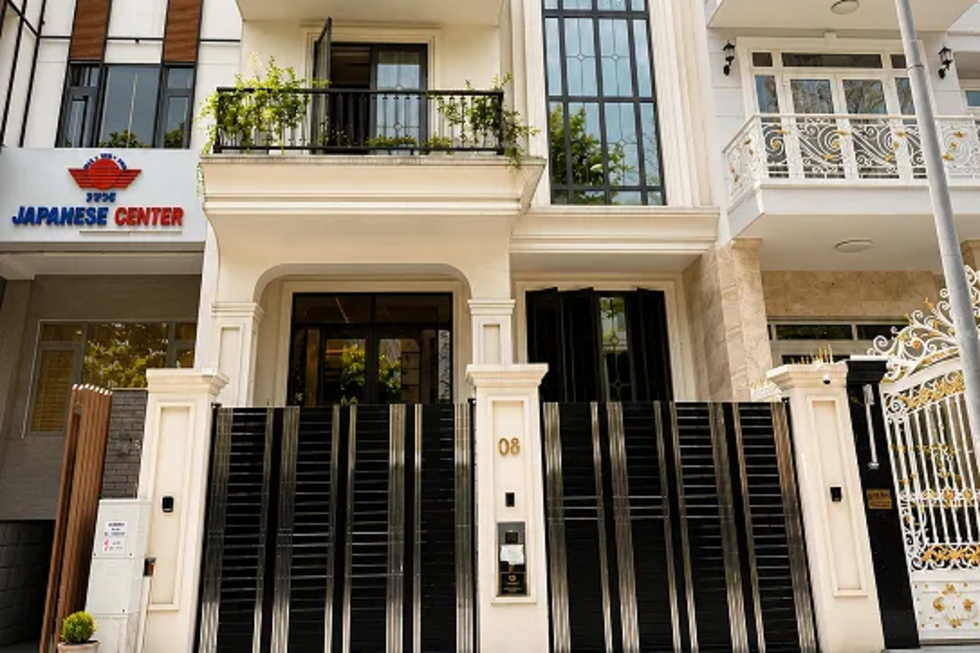 Cho thuê biệt thự song lập tại Phú Mỹ Hưng
