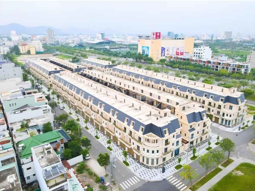 Cho thuê văn phòng Regal Pavillon - Nâng tầm doanh nghiệp không gian làm việc sang trọng đẳng cấp Cho thuê văn phòng Regal Pavillon - Nâng tầm doanh nghiệp không gian làm việc sang trọng đẳng cấp