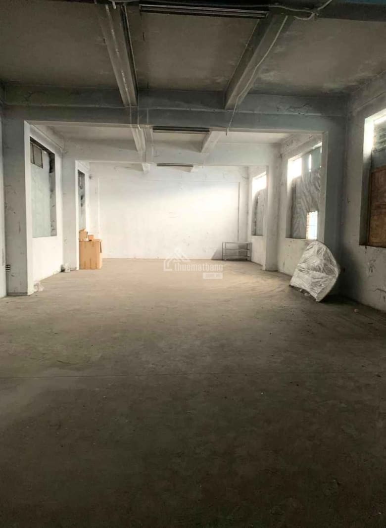 Thuê kho xưởng tại Bình Chánh – 1.750m² sàn, có thang tời 1 tấn, chia nhỏ linh hoạt, giá chỉ 1.5 USD/m² Thuê kho xưởng tại Bình Chánh – 1.750m² sàn, có thang tời 1 tấn, chia nhỏ linh hoạt, giá chỉ 1.5 USD/m²