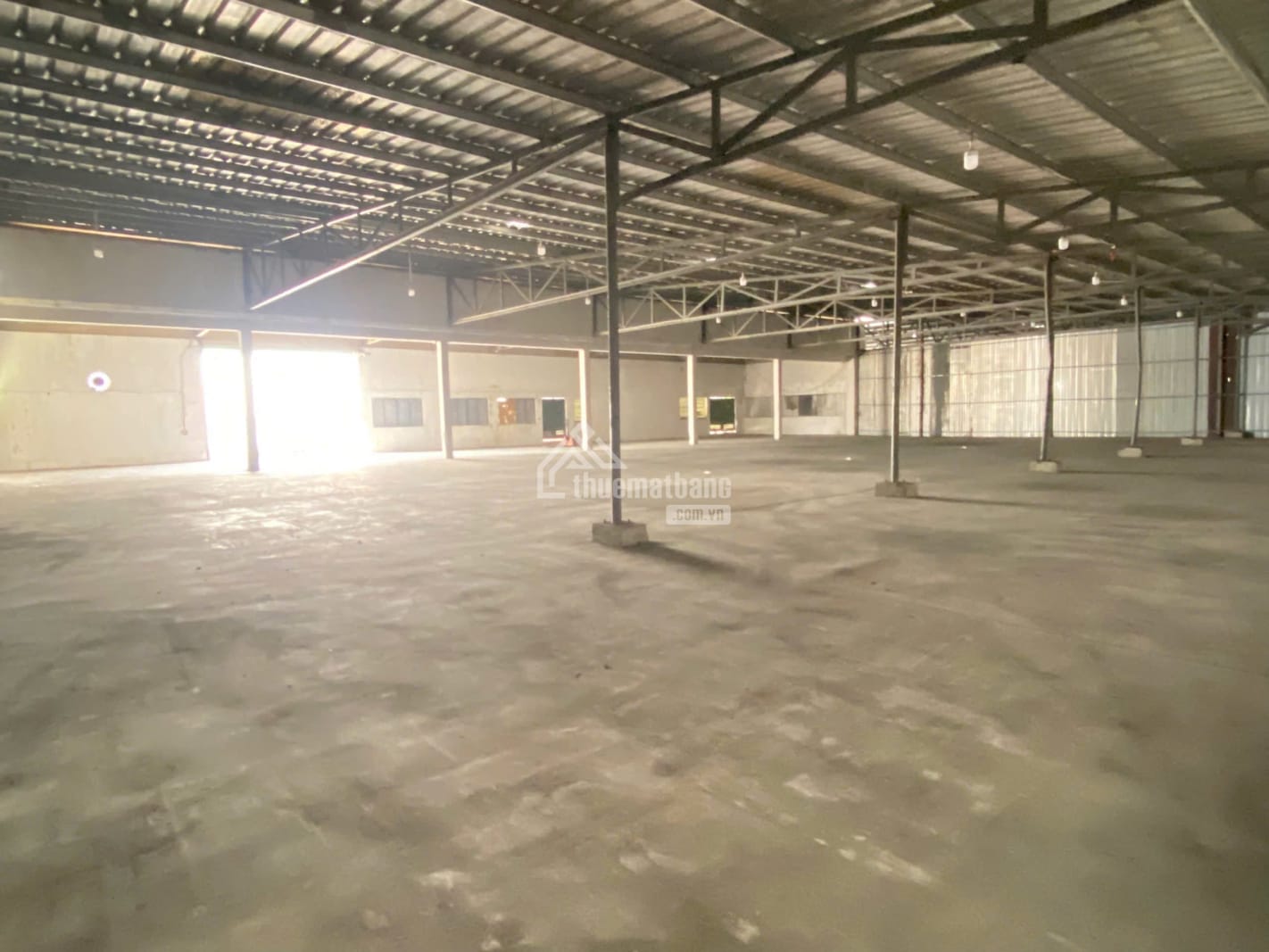 Cho thuê kho xưởng tại Bình Chánh - vị trí đẹp mặt tiền Cho thuê kho xưởng tại Bình Chánh - vị trí đẹp mặt tiền