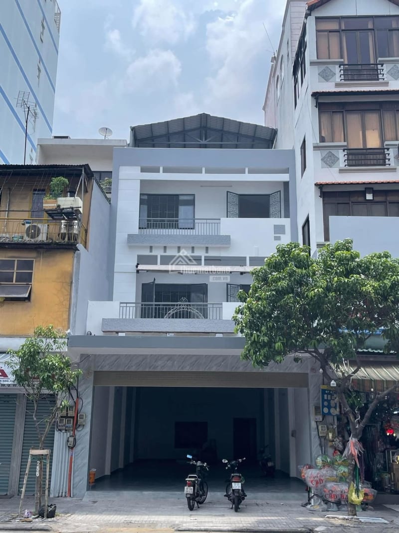 Cho thuê mặt bằng quận 10, phường 10 - diện tích 175m2/tầng, mặt tiền Điện Biên Phủ Cho thuê mặt bằng quận 10, phường 10 - diện tích 175m2/tầng, mặt tiền Điện Biên Phủ