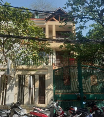 Cho thuê mặt bằng quận 10, phường 12 - diện tích 180m²/tầng, hầm trệt 2 lầu Cho thuê mặt bằng quận 10, phường 12 - diện tích 180m²/tầng, hầm trệt 2 lầu
