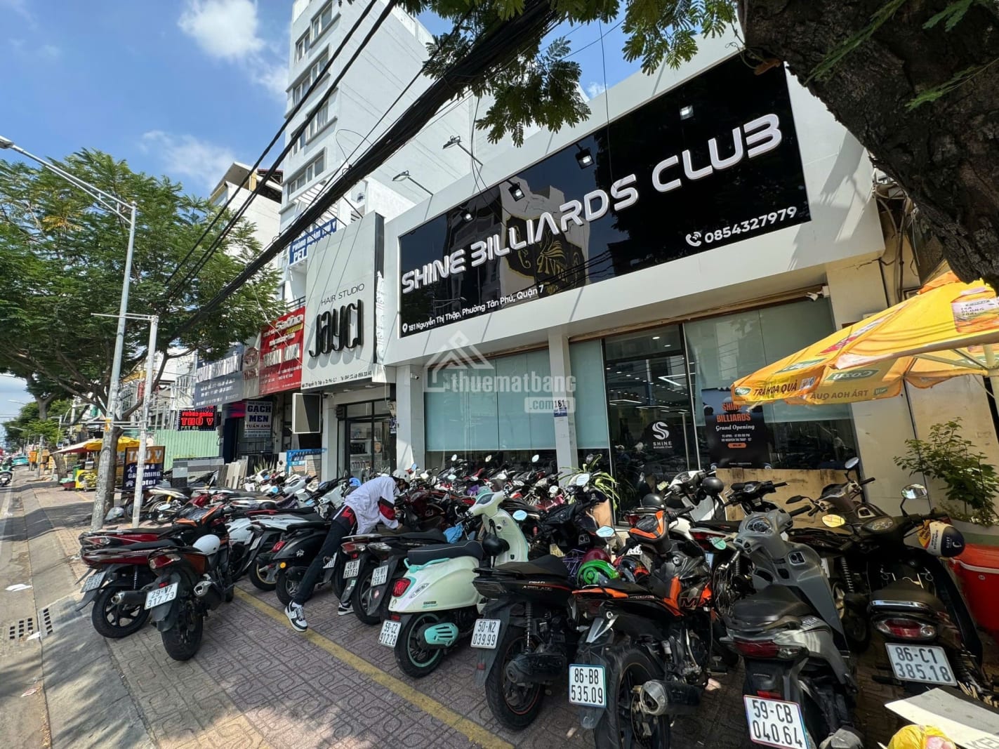 Cho Thuê Mặt Bằng Quận 7 - Mặt Tiền Đường Trục Chính Cho Thuê Mặt Bằng Quận 7 - Mặt Tiền Đường Trục Chính