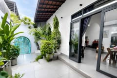 Cho thuê biệt thự không gian sống hiện đại ở Quận 12 - ảnh 1