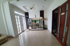 Cho Thuê Mặt Bằng Quận Phú Nhuận - Diện Tích 240m2, Có Gara Ô Tô - ảnh 4