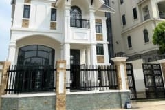 Cho Thuê Mặt Bằng Quận 2 - Diện Tích 668m2, Có Sân Vườn - ảnh 1