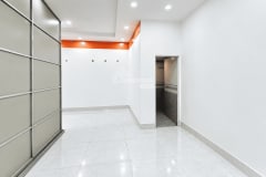 Cho thuê mặt bằng quận 10, phường 13 - diện tích 96m², mặt tiền CMT8 - ảnh 3