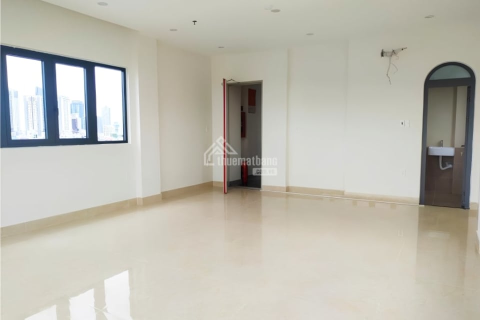 Cho thuê tòa nhà 8 tầng mặt tiền kinh doanh mới đường 3/2 gần cầu Rồng - Hải Châu - ảnh phụ 2