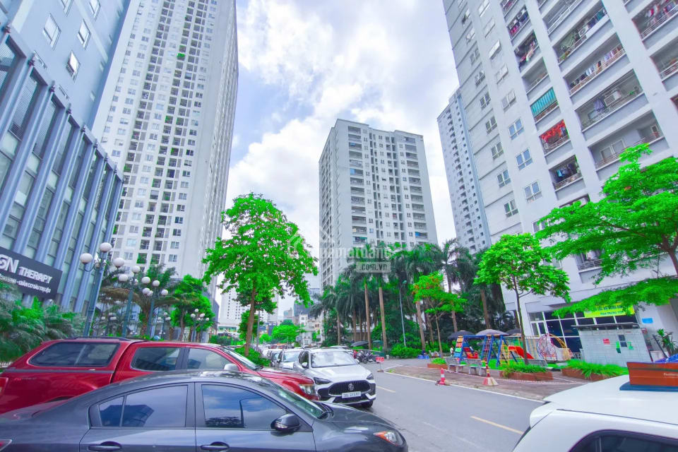 Cho thuê mặt bằng kinh doanh DT 68m2 chân đế tòa A10- Nguyễn Chánh, Cầu Giấy, Hà Nội