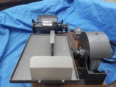 Rock Rascal 6 Inch Model T Lapidary Combination Saw and Grinder