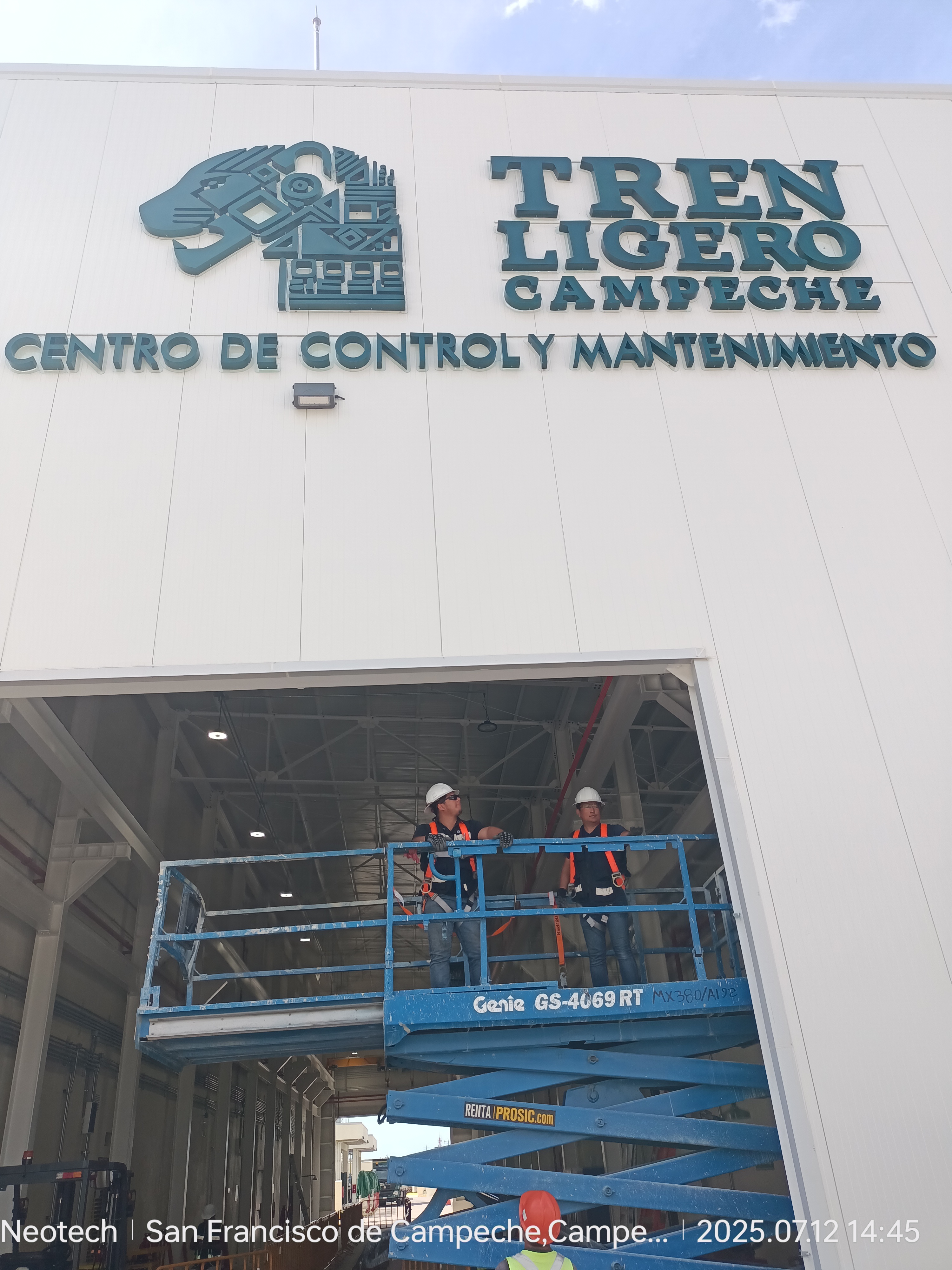 Instalación de sistema de videovigilancia IP con 29 cámaras en la estación de mantenimiento del Tren Ligero de San Francisco de Campeche