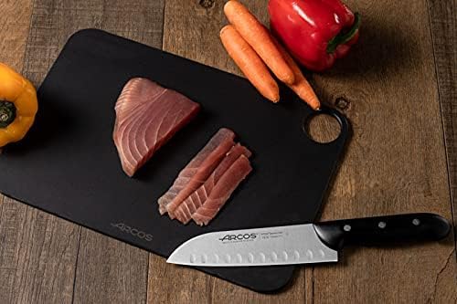 Vue 5 de Arcos Couteau Santoku En