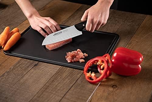 Vue 6 de Arcos Couteau Santoku En