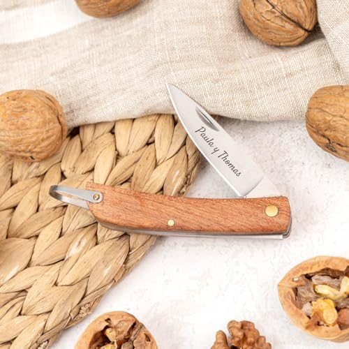 Vue 5 de Wanapix Couteau Personnalise Grave