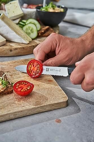 Vue 4 de Zwilling Couteau Universel Lame
