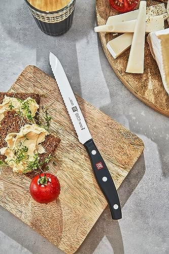 Vue 5 de Zwilling Couteau Universel Lame