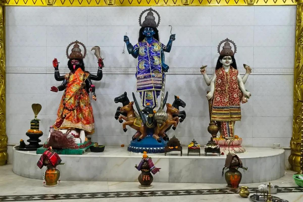 শ্রী শ্রী শনিদেব মন্দির