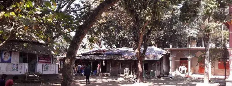 শ্রী শ্রী রঘুনাথ জিওর মন্দির - ছবি 2