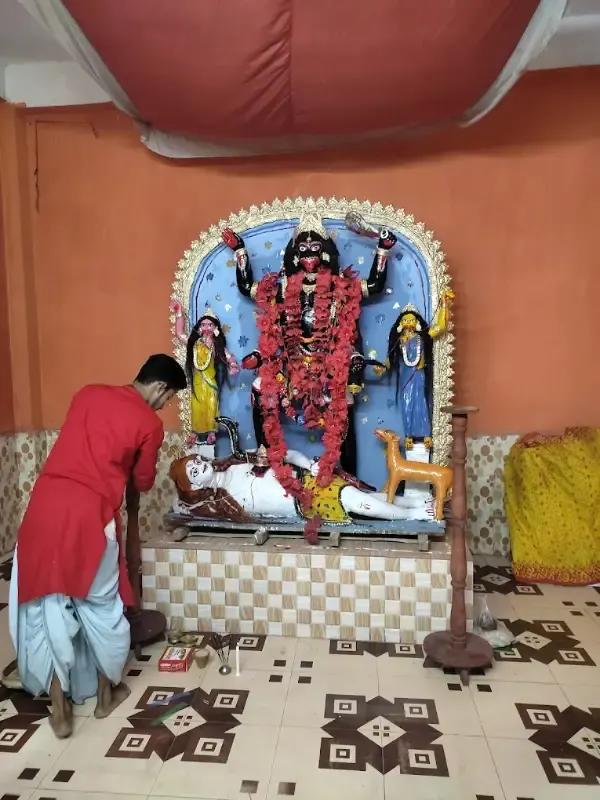 শ্রী শ্রী পাথারী কালিমাতার মন্দির, ব্রীজরোড, গাইবান্ধা সদর photo