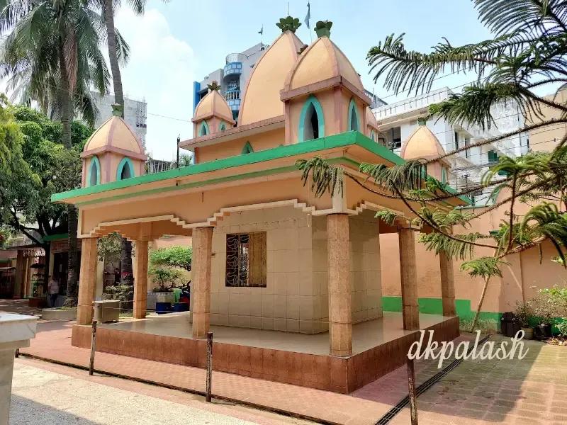 শ্রী শ্রী মাধব গৌড়ীয় মঠ, নারিন্দা - ছবি 17